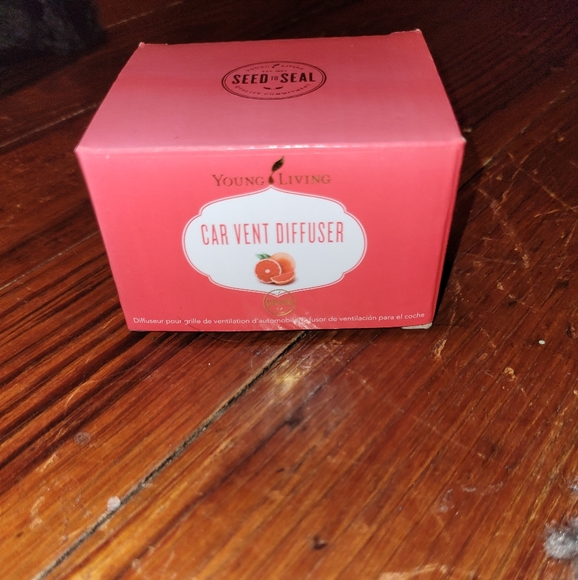 Young Living Accents Nib Young Living Car Vent Diffuser With 6